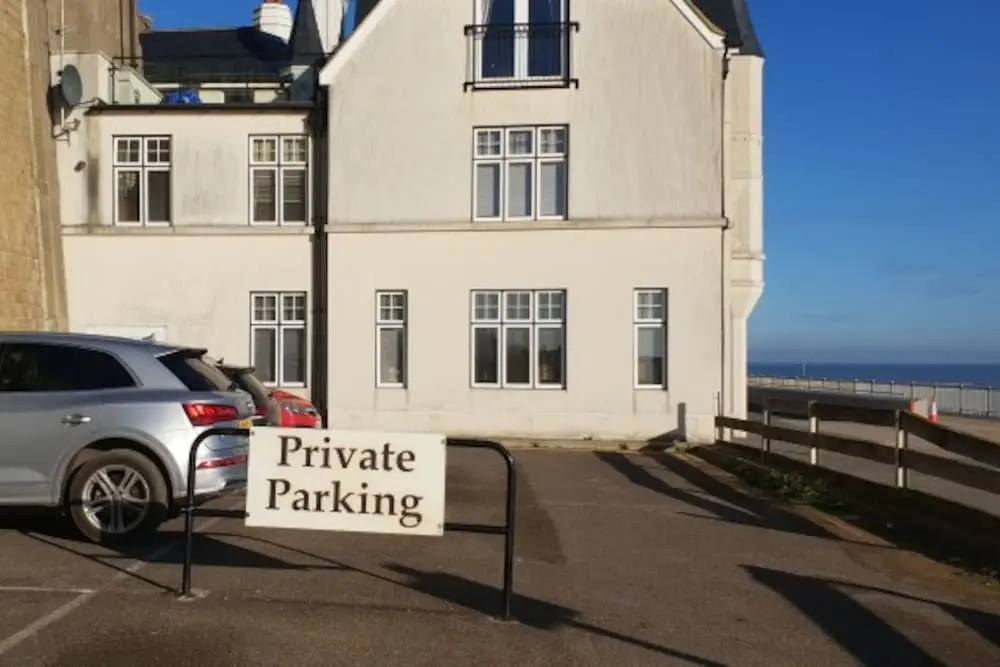 Harbour High - Luxury Beach Penthouse - Sleeps 6