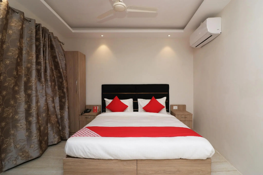 SPOT ON 77866 Mahalakshmi Inn
