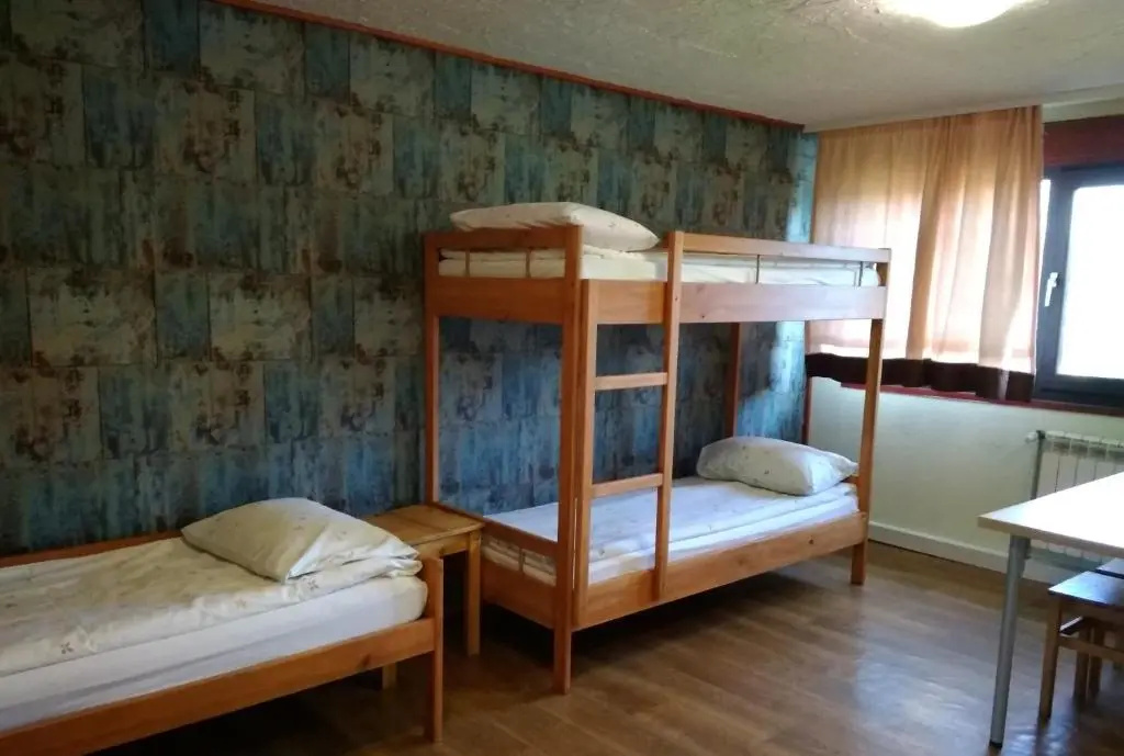 Standard Sextuple room