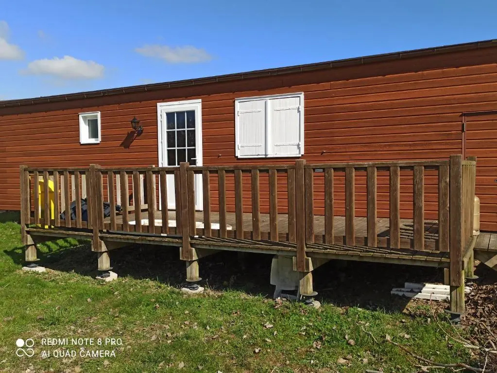 2 Bedrooms Chalet