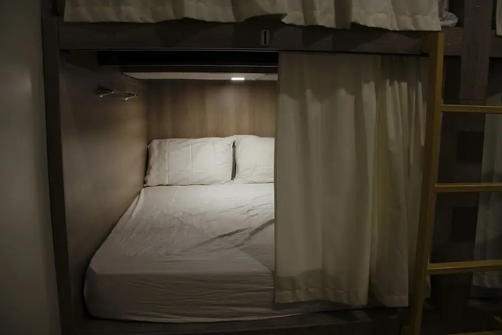 Standard Double room with balcony (full double bed)