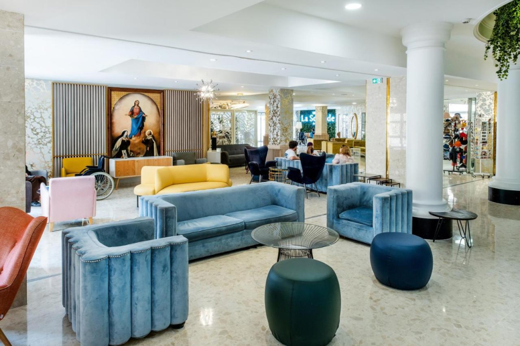 Hotel photo 40