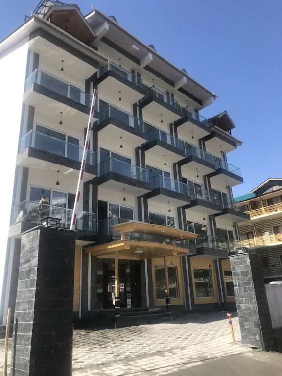 The Laurent and Banon Resorts