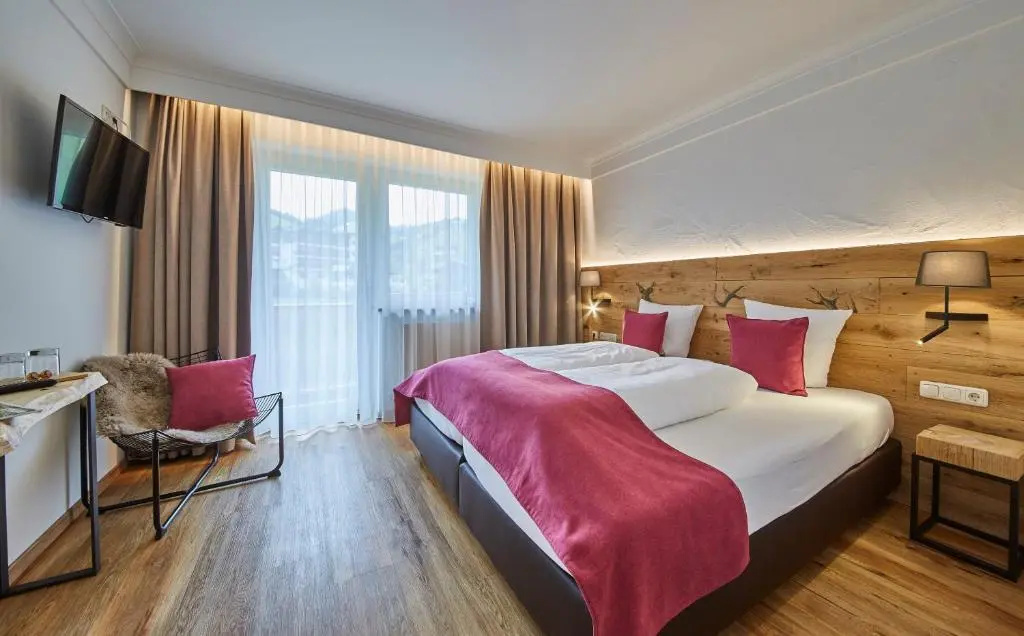 Comfort Double room with mountain view (full double bed)