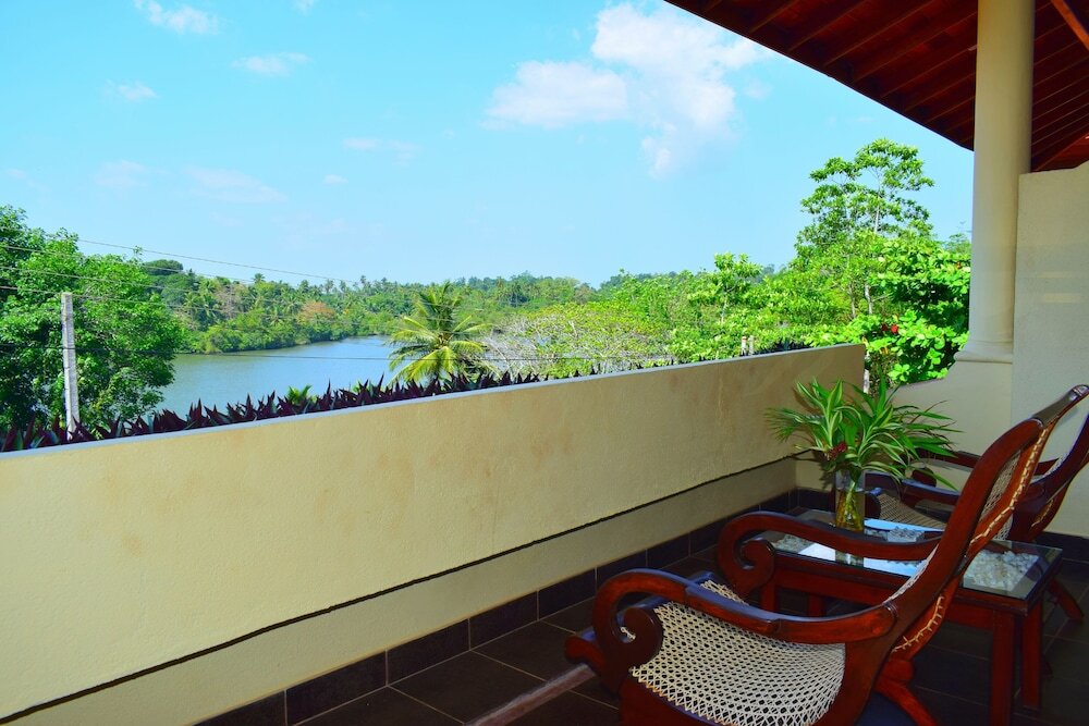 Asian Jewel Boutique Hotel