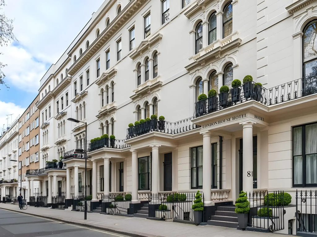 London House Hotel — фото