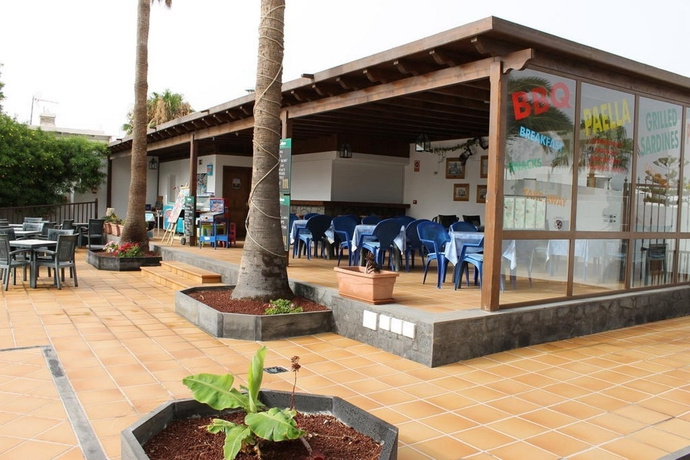 Apartamentos Fayna y Flamingo