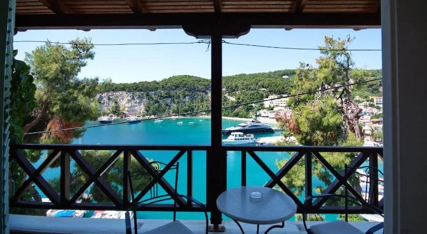 Balcony & Terrace