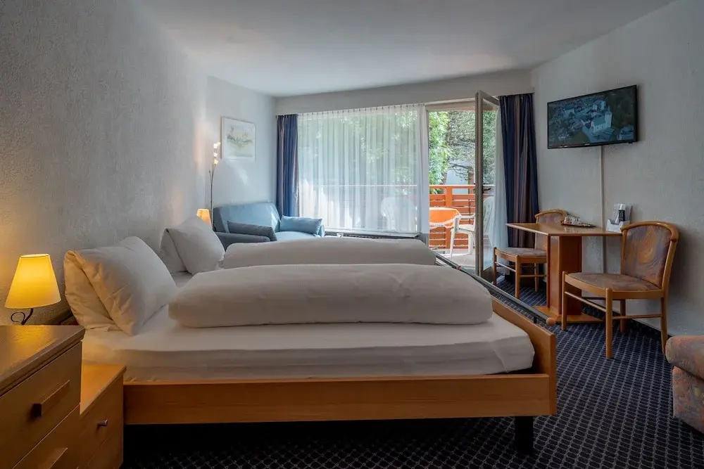 Standard Double room (full double bed)