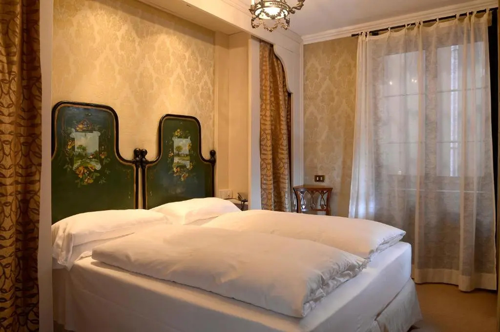 Hotel Flora - Chambres