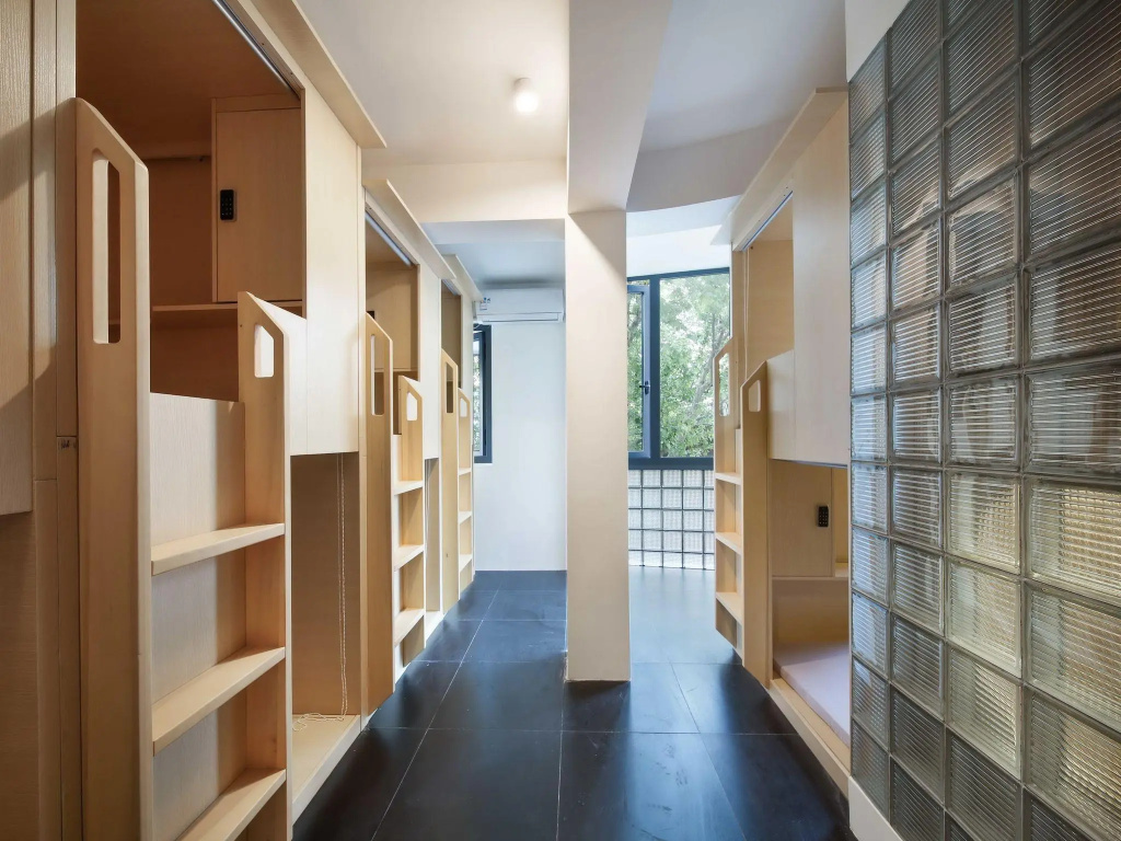Bed in Dorm (female dorm)