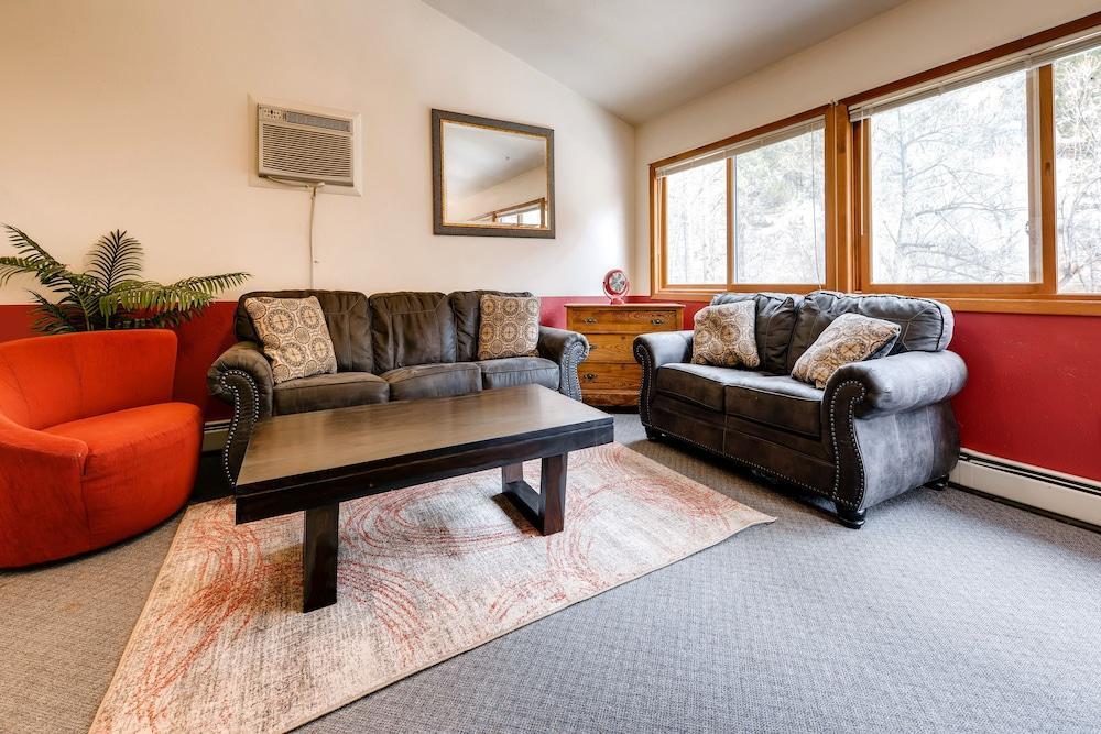 Boulder Mountain Lodge by null