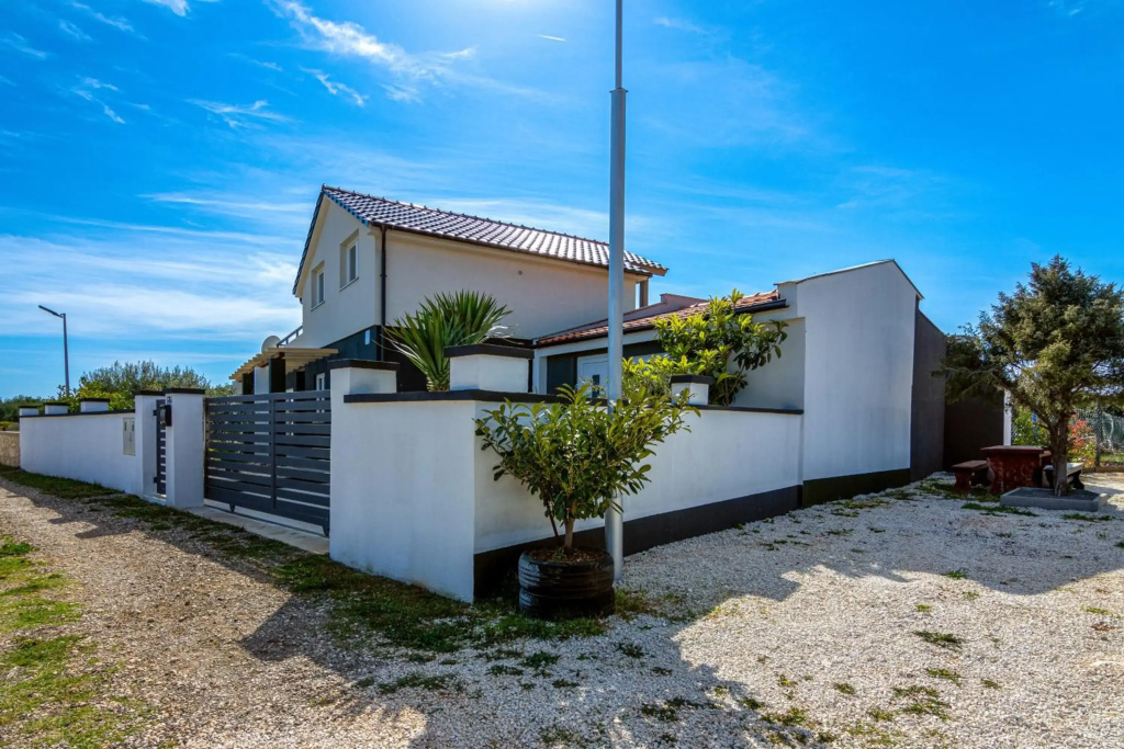 Family friendly house with a swimming pool Pomer, Medulin - 19050