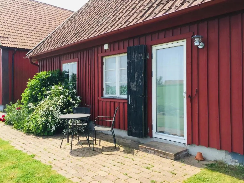 Deluxe Double room (full double bed)