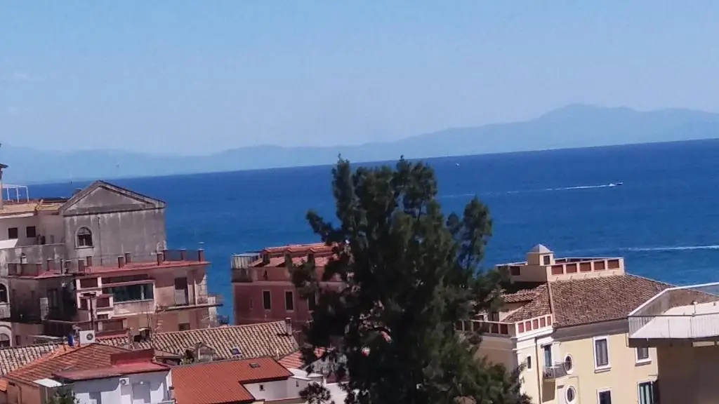 Garden Bijou with Sea View