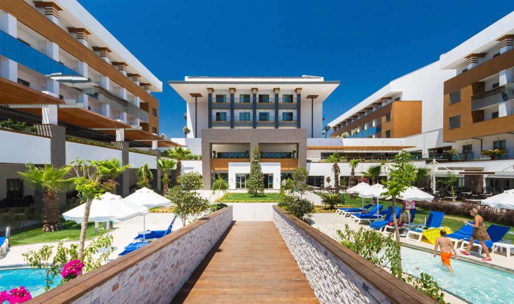 Terrace Elite Resort - All Inclusive — Side