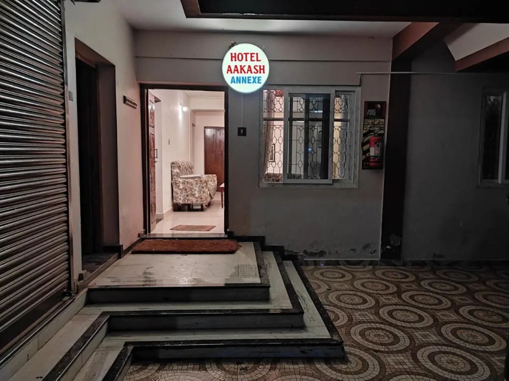 Aakash Rooms and Cottages