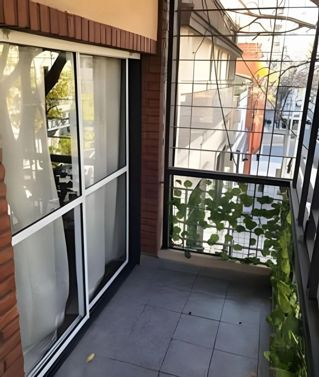 Departamento para 4 a 1 cuadra del Hospital Italiano - Apartment for 4, 1 block from Italian Hospital