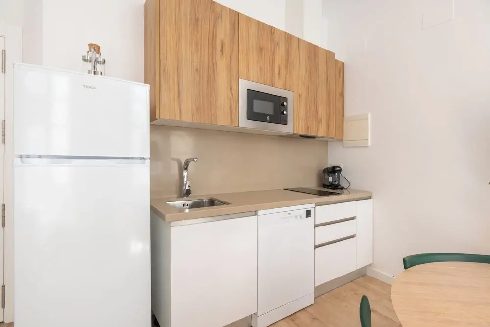 2 Bedrooms Apartment