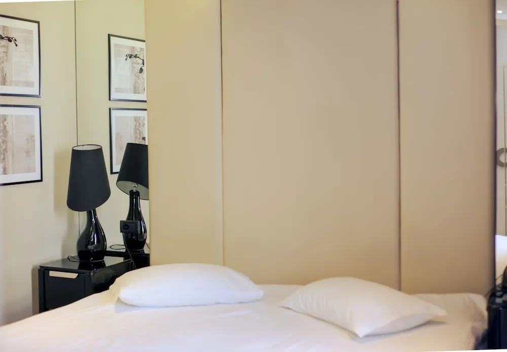 Senator Hotel - Chambres