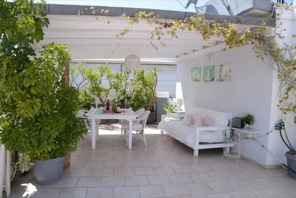 Maisonette Near Beach & City Center