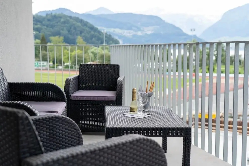 Balcony & Terrace