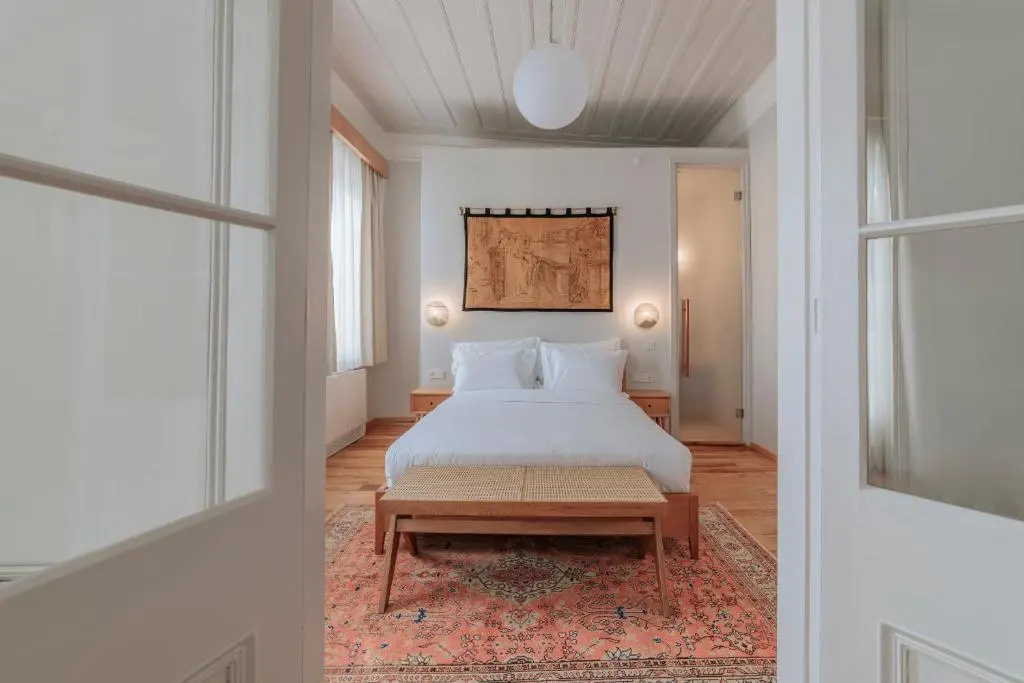 Suite with balcony