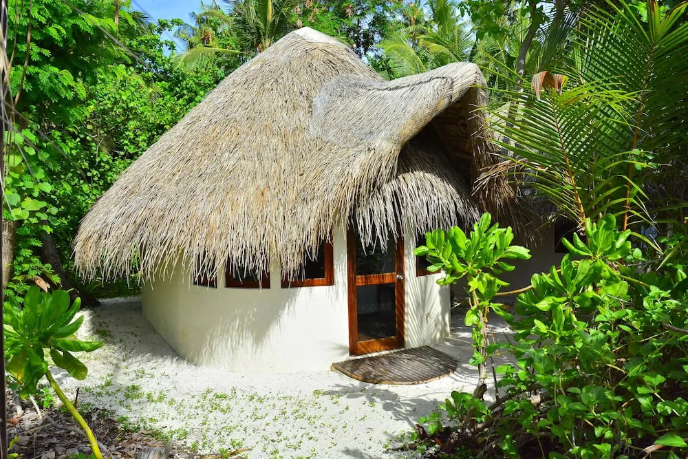 Makunudu Island