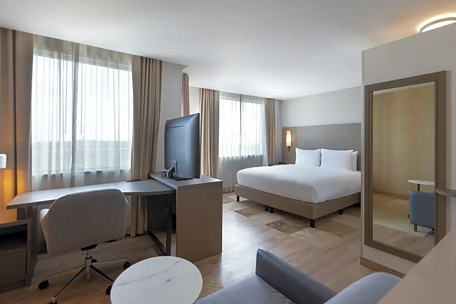 Standard room with city view