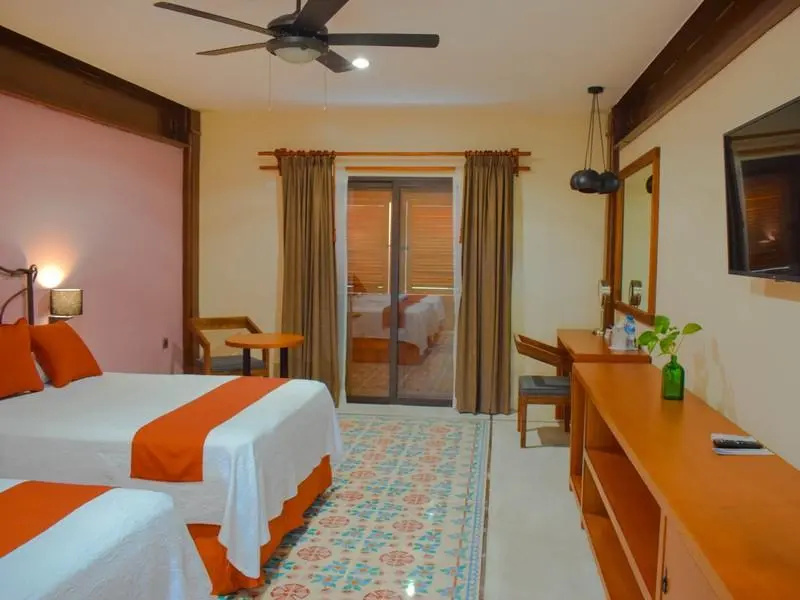 Superior Double room with balcony (full double bed)