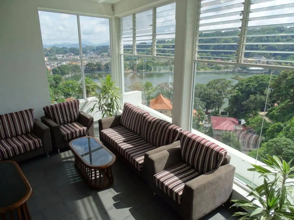 Kandy Supreme Hotel - Général