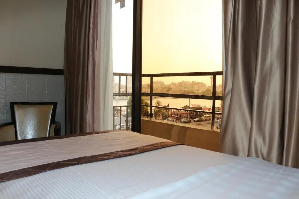 Deluxe Suite with balcony and with sea view