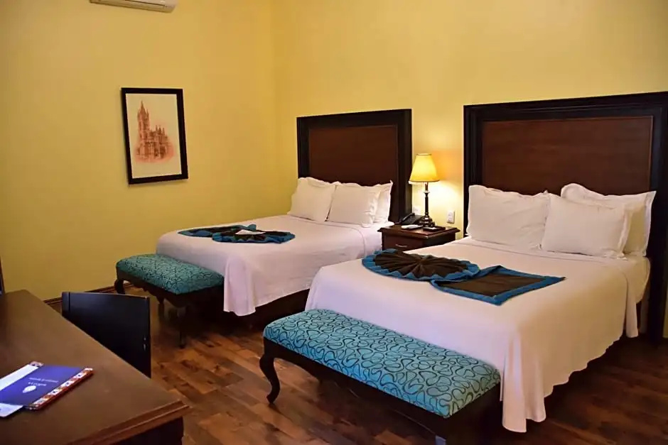 Hotel Morales Historical & Colonial Downtown Core - Chambres
