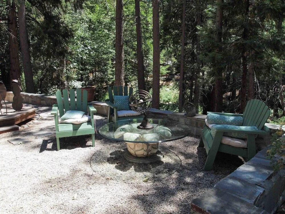Strawberry Creek Inn Bed & Breakfast