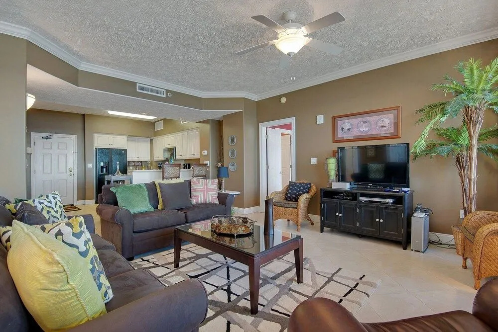 Luxurious Beachfront Condo with Beachside Pool Access and Free WiFi - Unit 1202 by RedAwning