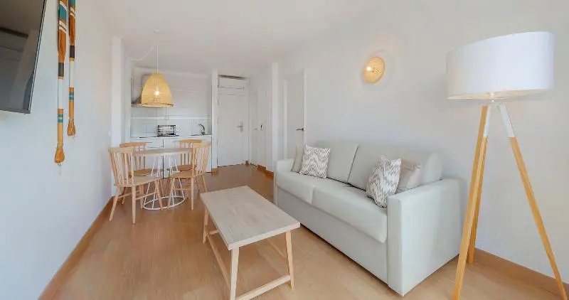 Apartment with balcony