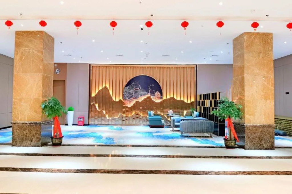Lobby & Reception