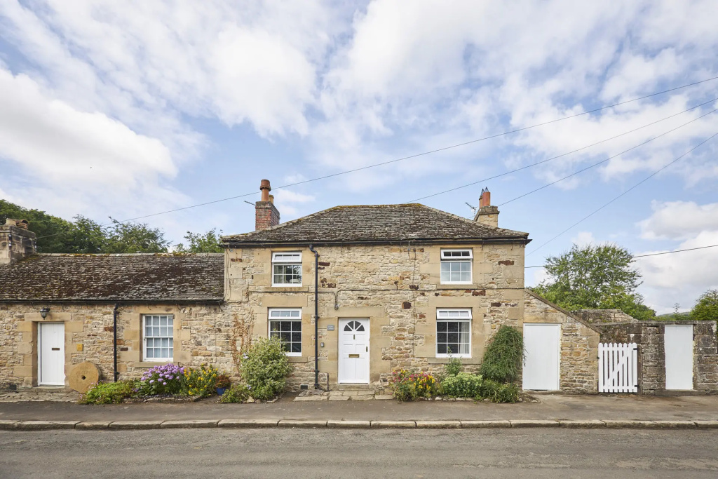 Host Stay North Cottage