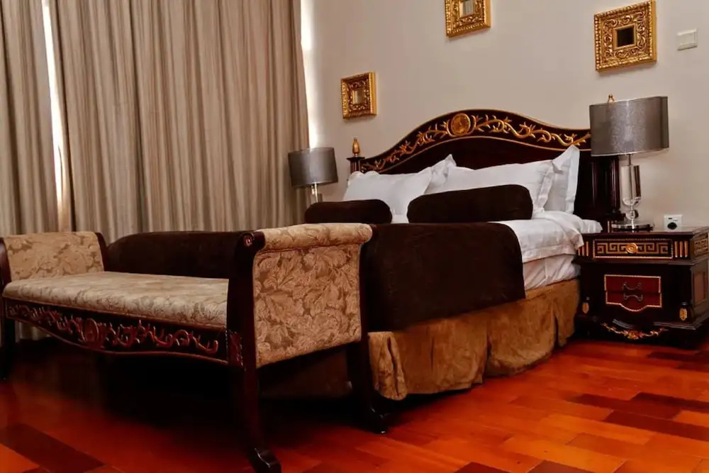 Owu Crown Hotel - Général