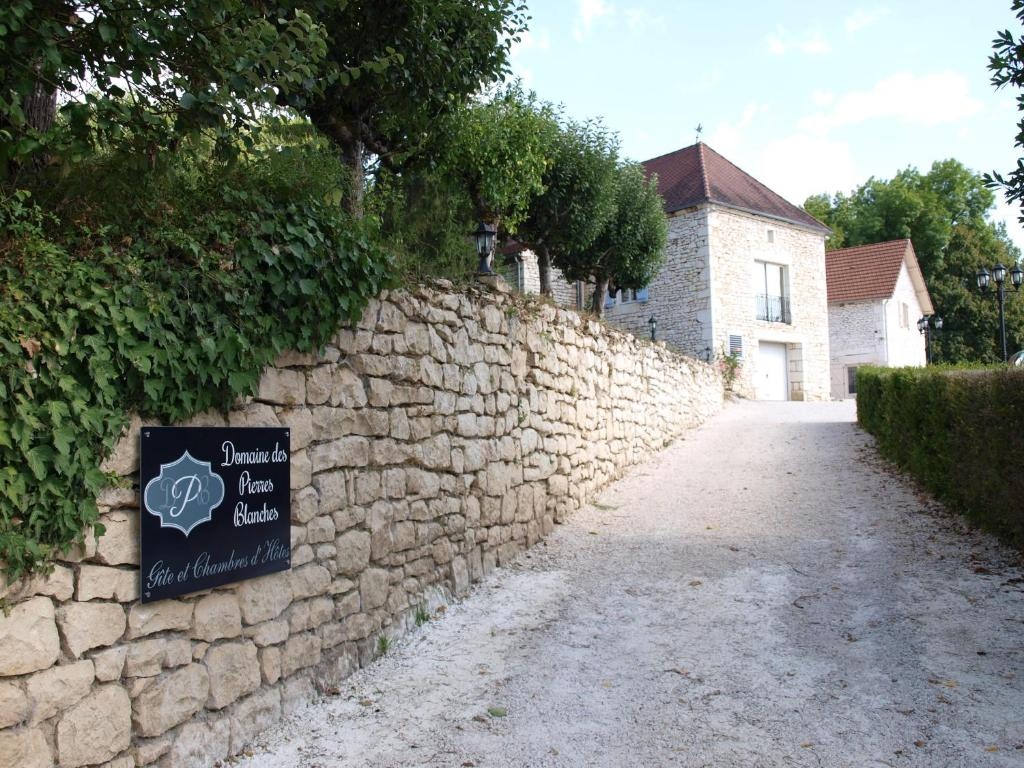 Domaine des Pierres Blanches - Gite La Salamandre