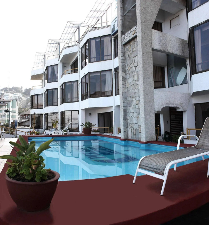Piero's Hotel - Général