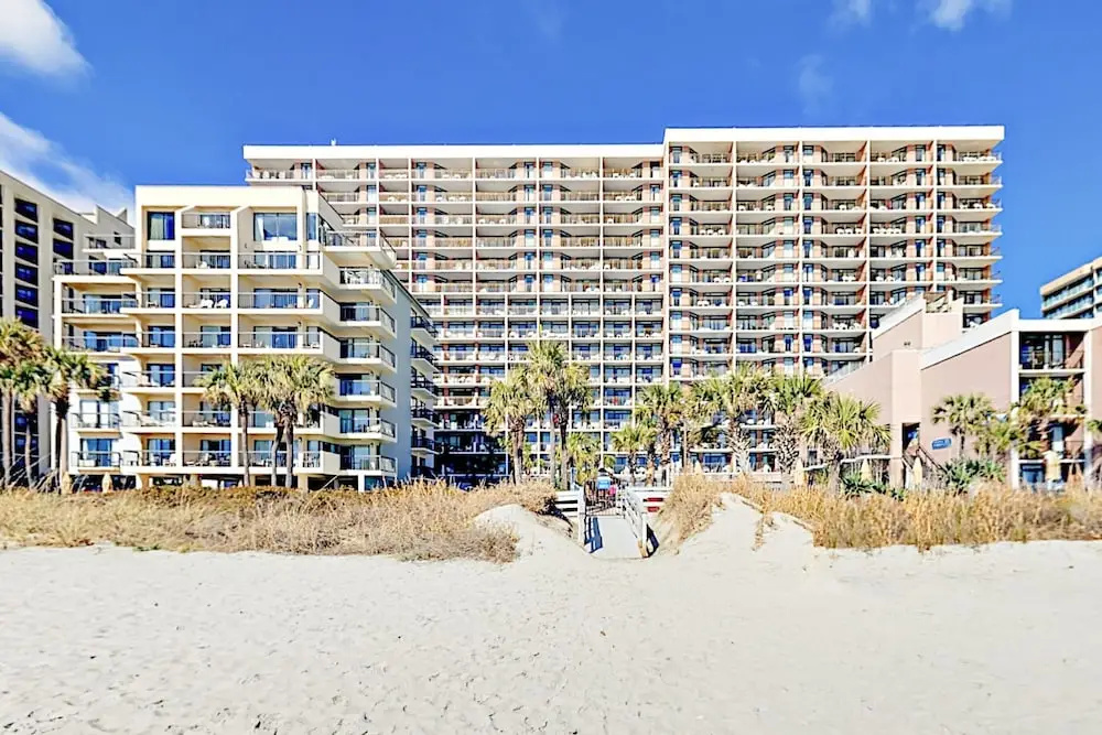 1559gran 3 Bedroom Condo