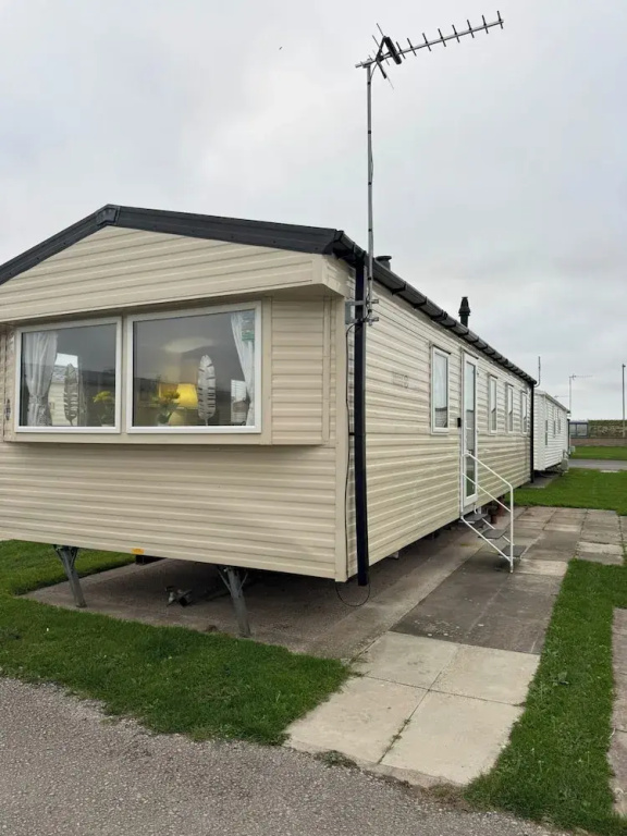 Seaside Charm Cabin Retreat in Rhyl