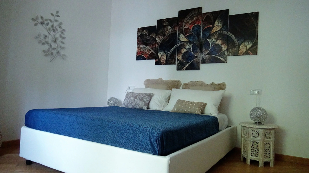 image url
