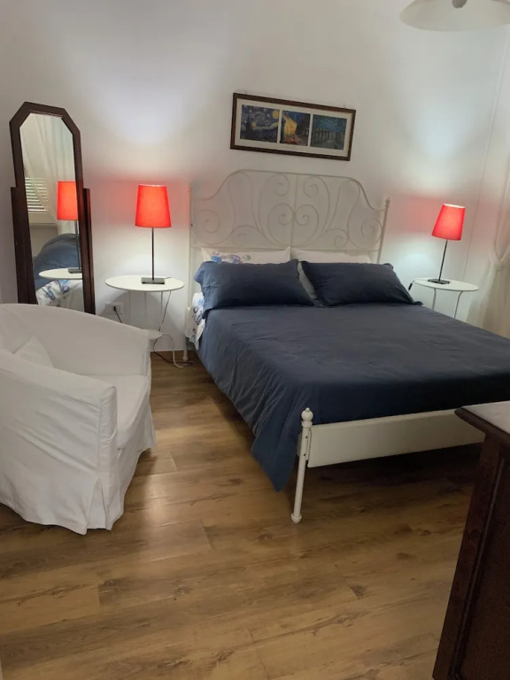 1 Bedroom Apartment with balcony