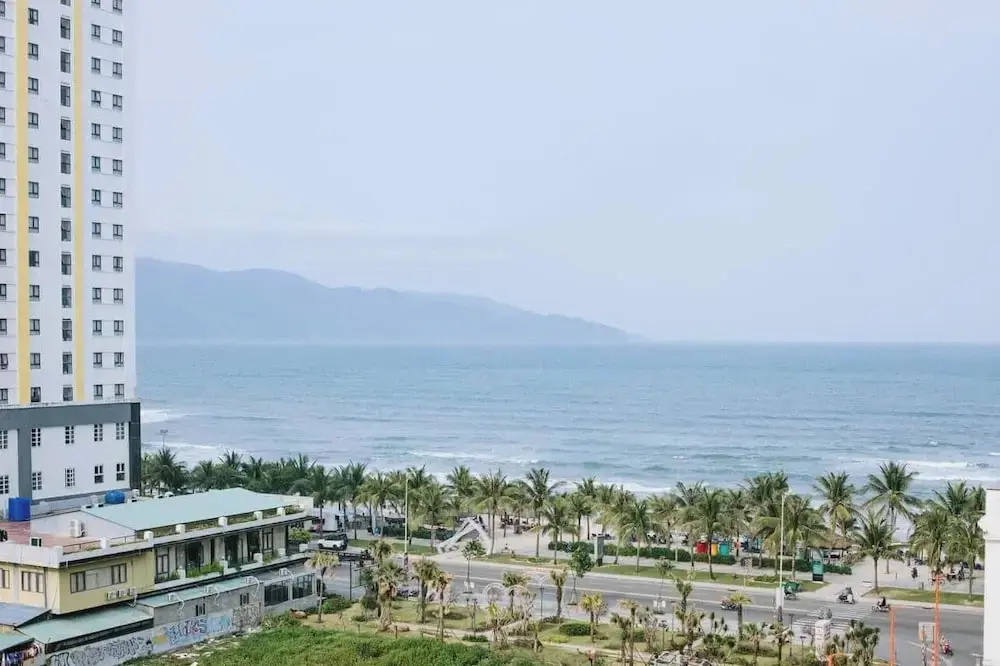 Amis Hotel&Apartment-50m to My Khe Beach