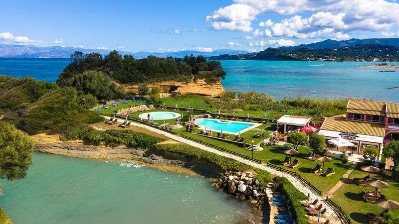 Canal D'Amour Village