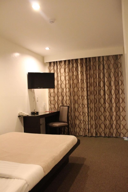 Be-ing Suites — 5