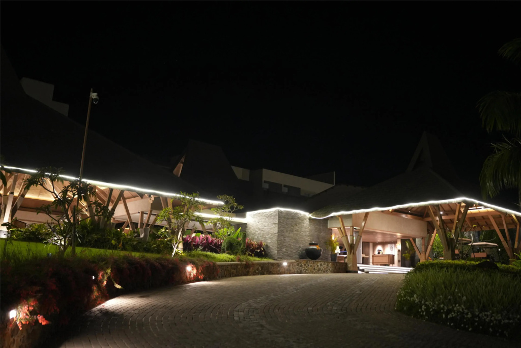 Radisson Resort Hatgad Saputara