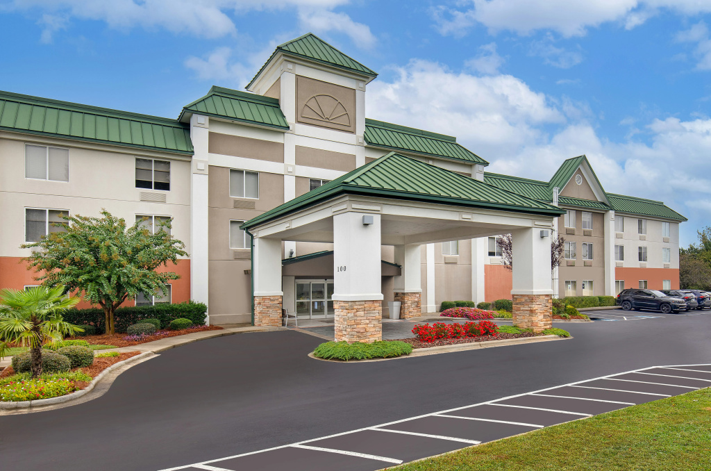 Holiday Inn Express Hotel and Suites Kings Mountain by IHG